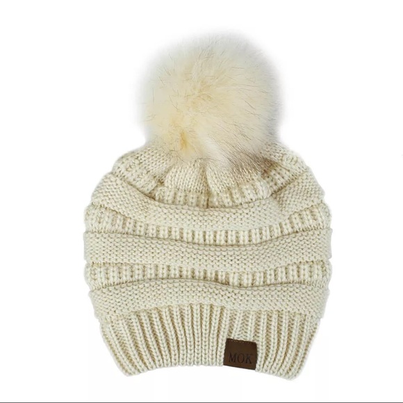 Beige knitted beanie hat - Picture 2 of 3